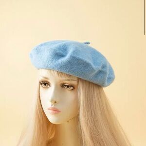 SOLD OUT 🎈Elegant Blue Beret for Women